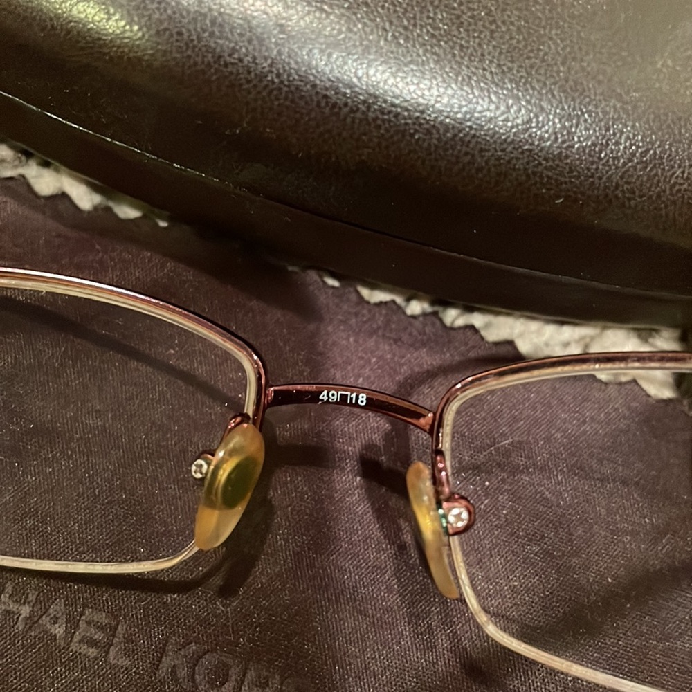 Michael Kors copper/tortoise half-frame eyeglasses with case and cleaning cloth - Picture 10 of 13